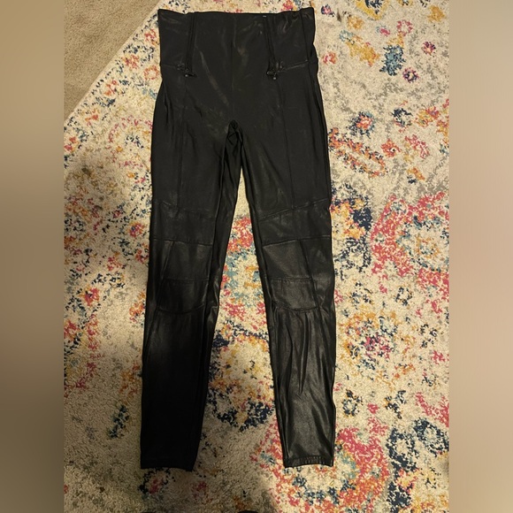 SPANX LEATHER FAUX LEGGINGS - Picture 1 of 3